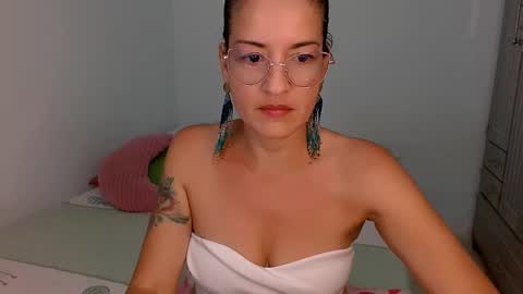 Snapshot of sofia_mark20 chatting on 02.14.26 Sofia online show from 02.14.26