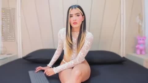 Sofia Mercer online show from 05.09.26