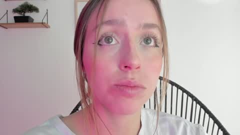 Snapshot of sofia_palacios_ chatting on 01.11.25 online show from 01.11.25