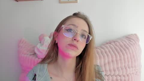 Snapshot of sofia_palacios_ chatting on 01.31.25 online show from 01.31.25