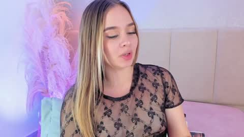 SOFIA PAMELA online show from 01.15.25