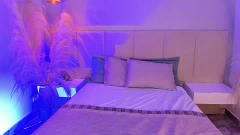 SOFIA PAMELA online show from 02.27.25