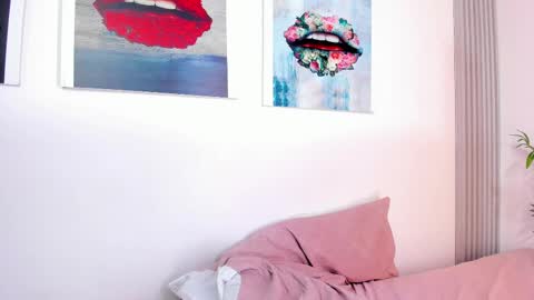 Snapshot of sofia_riveraa chatting on 02.24.25 SOFIA online show from 02.24.25