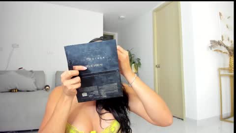 Snapshot of sofia_rivers_ chatting on 10.03.25 sofia_rivers_ online show from 10.03.25