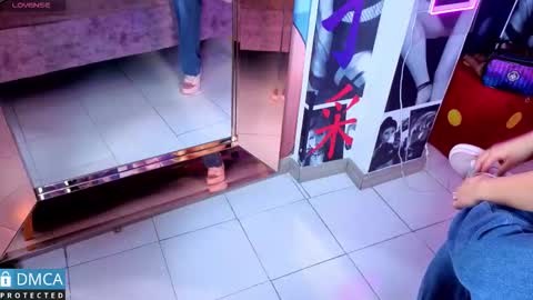 Sofia Sstone online show from 11.15.25