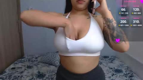 Snapshot of sofia_stonee1 chatting on 12.14.24 kanella valery online show from 12.14.24