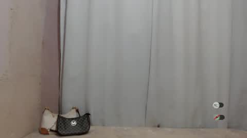 sofia_sweetheart18 online show from 04.15.26