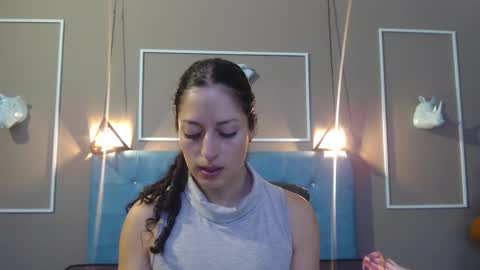 Sofa online show from 11.02.25