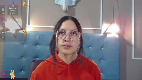 Sofa online show from 11.14.25
