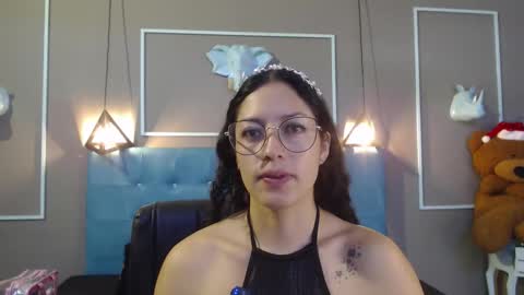 Sofa online show from 11.27.25