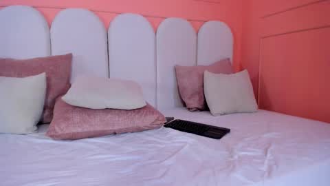 Snapshot of sofiaa_lopezz chatting on 11.13.25 Sofia Lopez online show from 11.13.25