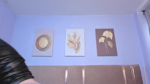 Snapshot of sofiaamartinez chatting on 05.25.26 Sofia online show from 05.25.26