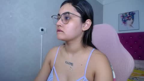Snapshot of sofiaasexy19 chatting on 06.04.26 Sofia online show from 06.04.26