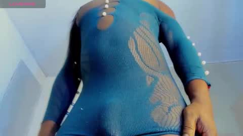 Snapshot of sofiabrouw chatting on 10.25.25 Sofia online show from 10.25.25