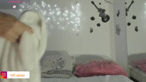 sofiacruz16 online show from 02.07.25