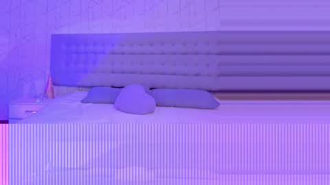 SofiaFontaine online show from 12.20.25