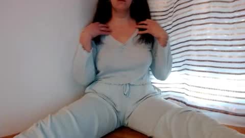 Snapshot of sofialenis chatting on 02.13.26 SofiaLenis online show from 02.13.26