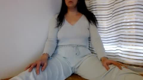 Snapshot of sofialenis chatting on 02.27.26 SofiaLenis online show from 02.27.26