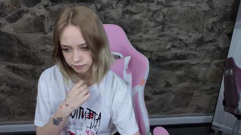 sofialeone online show from 01.13.26