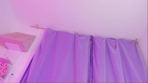 Sofia online show from 11.28.25