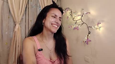 Sofi Bella online show from 04.17.26