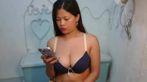 Snapshot of sofie_loorexx chatting on 05.08.26 sofie_loorexx online show from 05.08.26