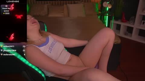 Sofie online show from 02.05.25