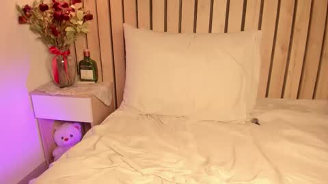 Sofie online show from 10.11.25