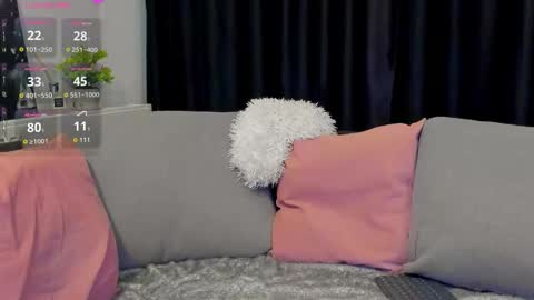 Snapshot of sofiewild25 chatting on 11.29.25 Sofiewild25 online show from 11.29.25