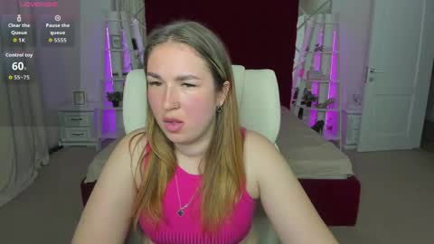 Snapshot of sofii_darling chatting on 04.28.26 sofii_darling online show from 04.28.26