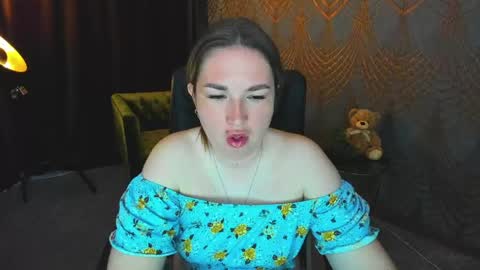 Snapshot of sofii_darling chatting on 05.05.26 sofii_darling online show from 05.05.26
