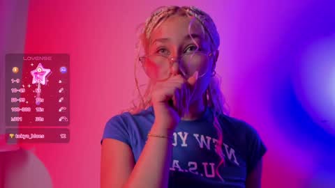 Sofii  online show from 12.28.24