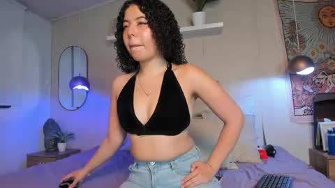 Snapshot of sofii_wild chatting on 05.11.26 sofii_wild online show from 05.11.26