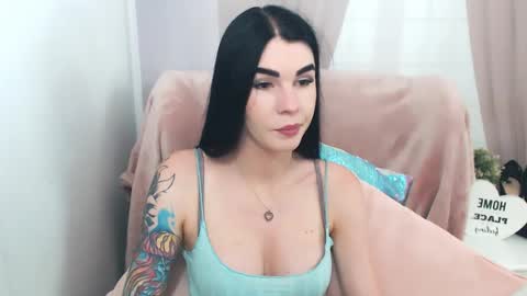 Snapshot of sofiiadream chatting on 06.28.26 sofiiadream online show from 06.28.26