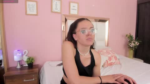 Snapshot of sofiiagudelo chatting on 02.08.25 Sofi agudelo online show from 02.08.25