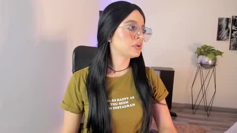 Snapshot of sofiiagudelo chatting on 03.03.25 Sofi agudelo online show from 03.03.25