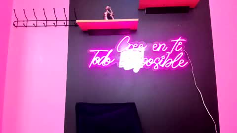 Snapshot of sofiifox chatting on 03.06.25 sofiifox online show from 03.06.25