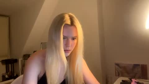 Snapshot of sofiipiink chatting on 07.14.26 sofii online show from 07.14.26