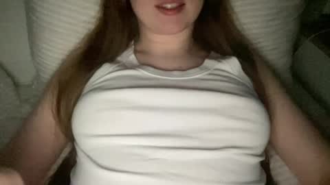 Snapshot of sofinovvak chatting on 03.30.26 Sofi online show from 03.30.26