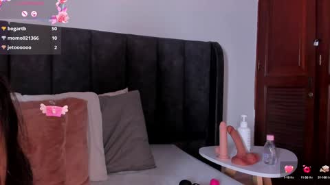 Snapshot of sofiscott_ chatting on 01.09.25 Sofia online show from 01.09.25