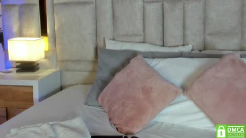 Snapshot of sofiscott_ chatting on 02.23.25 Sofia online show from 02.23.25