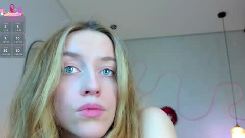 softdreamer_ online show from 12.21.25