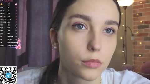 Snapshot of softiedream chatting on 11.08.25 Elly online show from 11.08.25