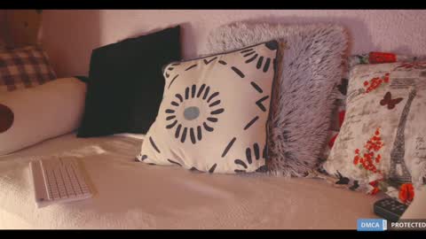 Lisa  online at  .11 from about utc online show from 02.08.25