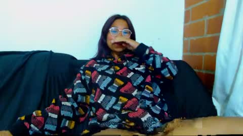  Sofy  online show from 04.18.26