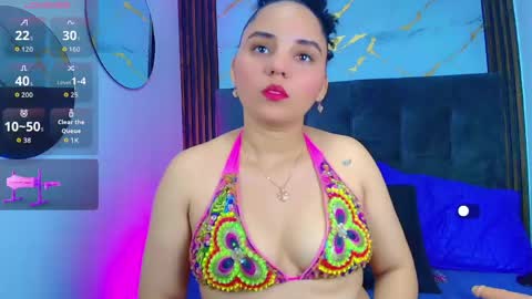 Snapshot of sol__latina chatting on 05.22.26 Sol Latiana online show from 05.22.26