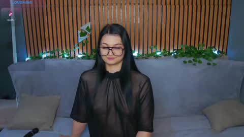 Snapshot of solazolaa chatting on 05.08.26 Sonya online show from 05.08.26