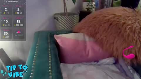 solesticia online show from 01.14.25