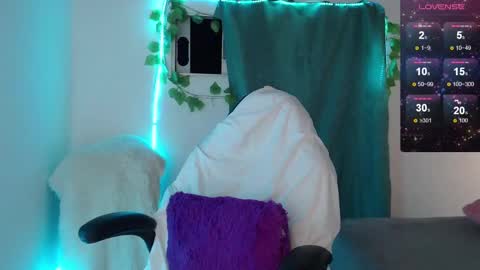 sommer Ray  online show from 12.13.24