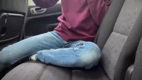 Snapshot of sondages chatting on 12.18.25 Sondages online show from 12.18.25